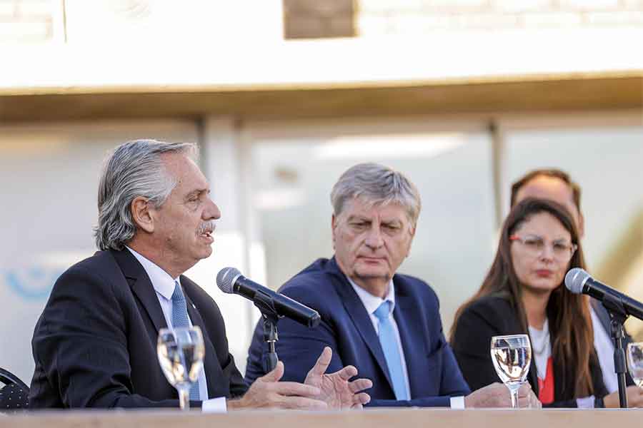 Fernández defendió al rol del Estado: “El mercado no lo arregla todo”