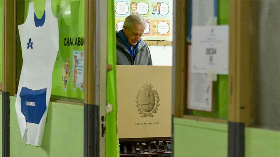 Mendoza ya elige gobernador, legisladores provinciales e intendentes y concejales en 11 municipios