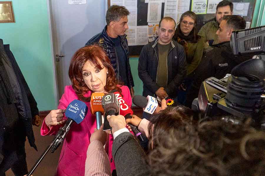 “Siempre cuando se vota y la gente se expresa vale la pena”, dijo Cristina