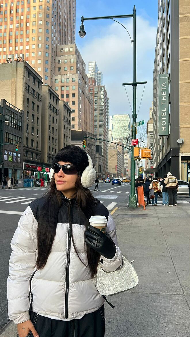 Maria Becerra cierra el año cantando en el Times Square