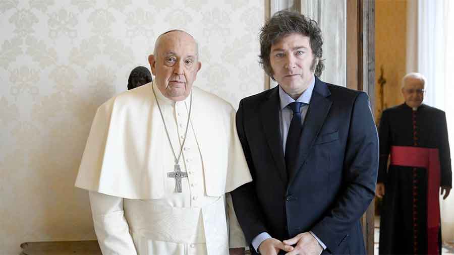 Milei se reunió una hora con Francisco en el Vaticano