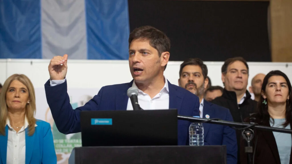 Kicillof criticó el “profundo daño social” que causan las políticas de Milei y llamó a “luchar por el proyecto de país que el pueblo merece”